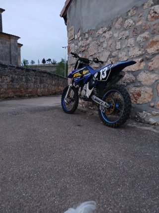 Yamaha YZ Motocross Azul
