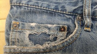 Dsquared2 jeans strappati taglia 48