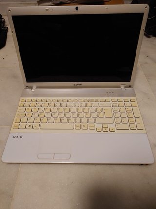 Sony Vaio VPCEB2E1E Beige/Blanco