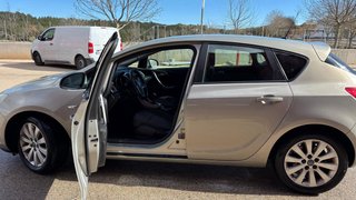 Opel Astra 2010