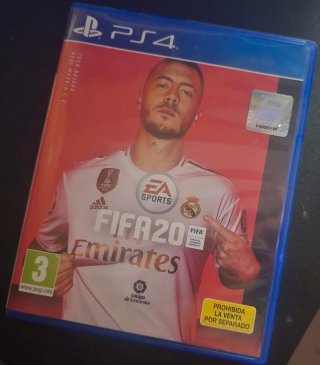 PlayStation 4 PS4 Slim Negra (1TB)