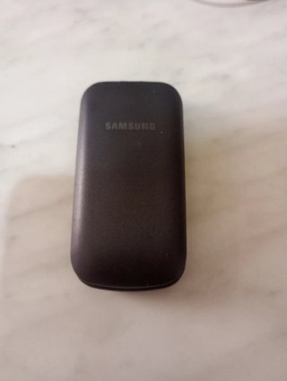 Samsung GT-E1190 Cellulare Nero
