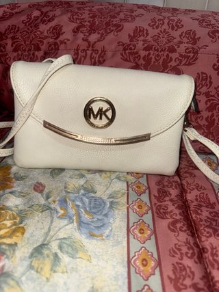 Bolso Michael Kors Blanco y Dorado