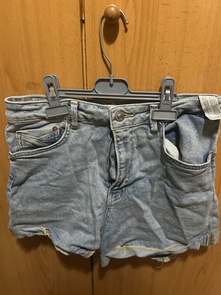 Pantalón corto vaquero Stradivarius T.40