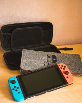 Nintendo Switch Nuova + Accessori