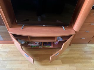 Mueble de comedor madera y cristal