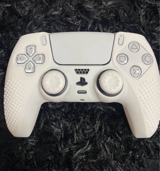 PlayStation 5 Pro 2TB + controller + extra