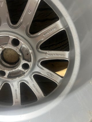 2 Llantas 16 , Ford Fiesta Sport coupé