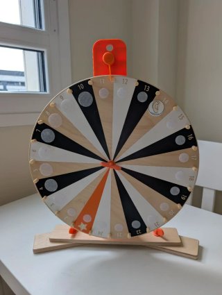 Ruleta de madera con números