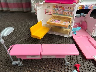 Ambulanza Barbie con Accessori