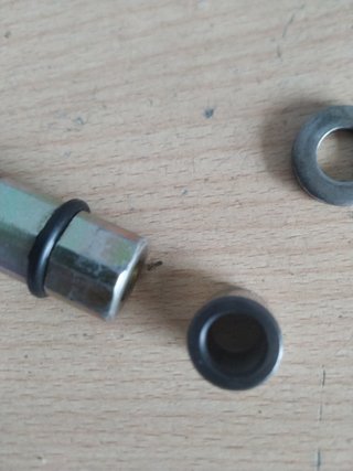 Tornillo campana embrague derbi variant