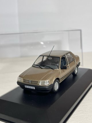 Peugeot 309 1/43