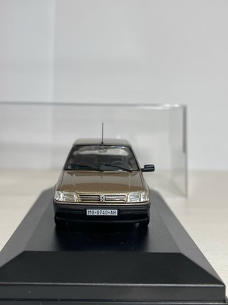 Peugeot 309 1/43