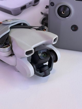 IMPECABLE DJI Mini 3