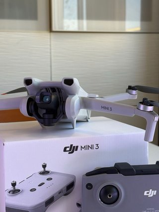 IMPECABLE DJI Mini 3