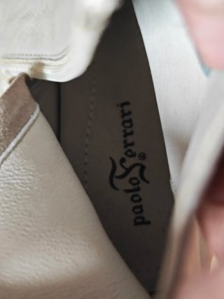 Botines de piel beige para mujer