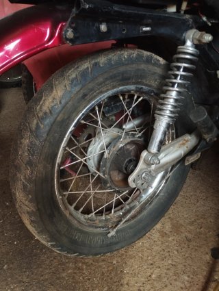 Rueda Trasera Yamaha SR