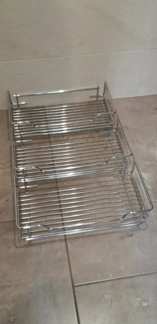 Estanterías metálicas cocina/baño 3