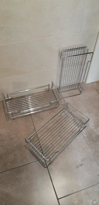 Estanterías metálicas cocina/baño 3