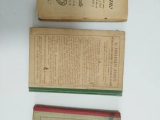 Libros antiguos de principios del Siglo XX