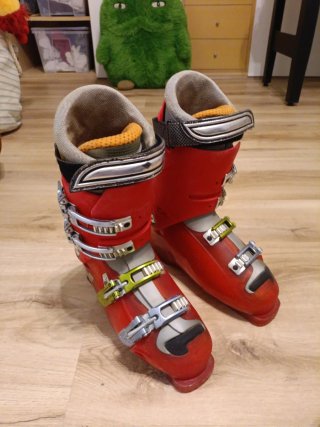 Botas de esquí rojas y plateadas xwave