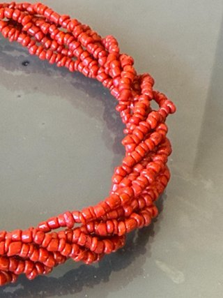 Bracciale vintage pasta corallo multifilo