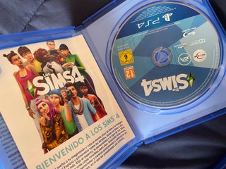 Los Sims 4 PS4