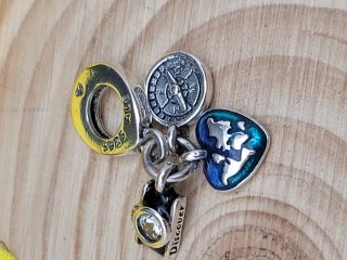 Charm Fotocamera, Cuore Mondo e Bussola