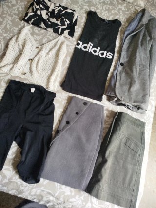 Conjunto di abbigliamento donna taglia M