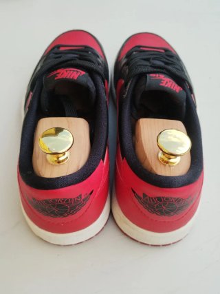 Jordan 1 Retro Low OG Bred (2015) - Size 41