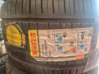 Neumático Pirelli 285/30ZR18 PZero Rosso Nuevo