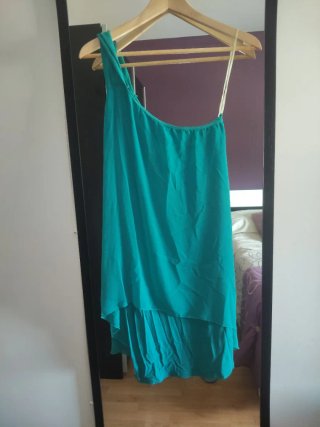Vestido verde de una manga