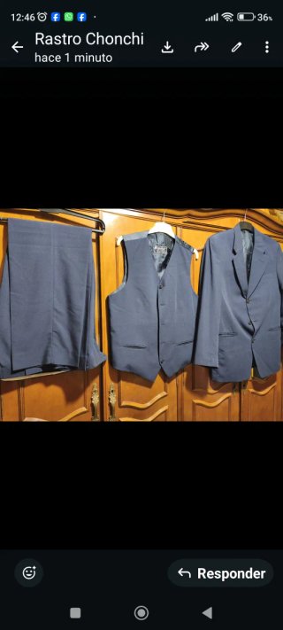 Traje de caballero azul