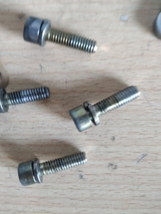 Tobera y caja de láminas Derbi Variant