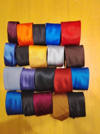 20 cravatte tinta unita