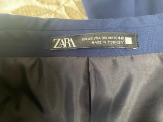 Traje azul Zara Talla M. Ocasión graduaciones !!