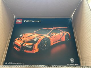LEGO Technic Porsche 911 GT3 RS 42056