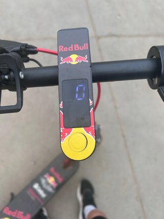 Patinete Eléctrico MRT 2025 Negro/Rojo