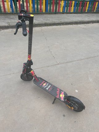 Patinete Eléctrico MRT 2025 Negro/Rojo