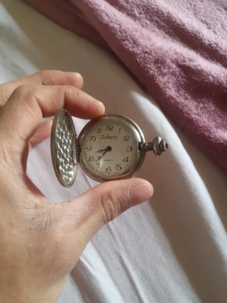 Reloj de bolsillo antiguo plata