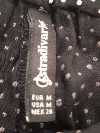 Pantalón corto con lunares