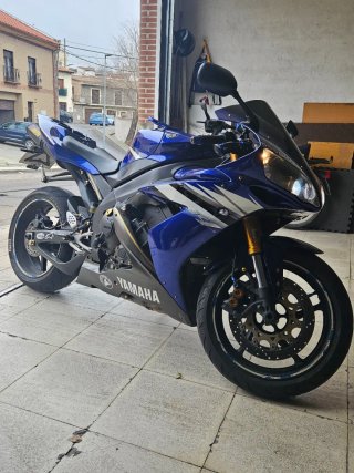 Yamaha R1 2006 Azul
