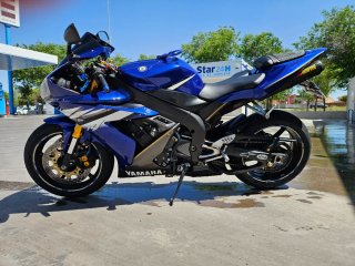 Yamaha R1 2006 Azul