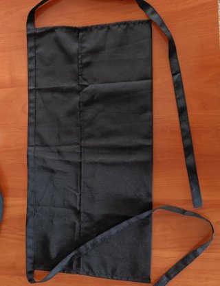 Uniforme camarero negro y blanco