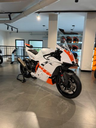 KTM RC 990 R TRACK Blanca y Naranja