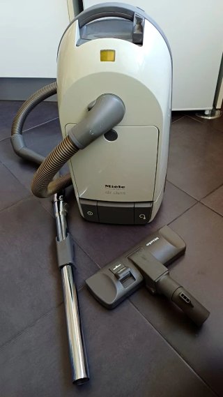 Aspirador Miele Air Clean + Filtros