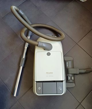 Aspirador Miele Air Clean + Filtros