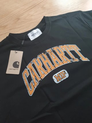 T-shirt Carhartt Nera con Logo
