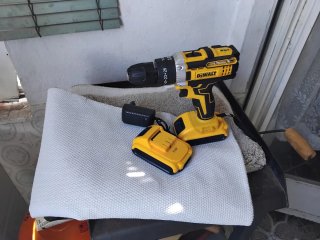 Taladro Dewalt con 2 baterías