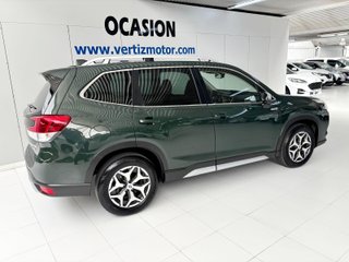 Subaru Forester 2.0i Hybrid CVT Executive Plus
